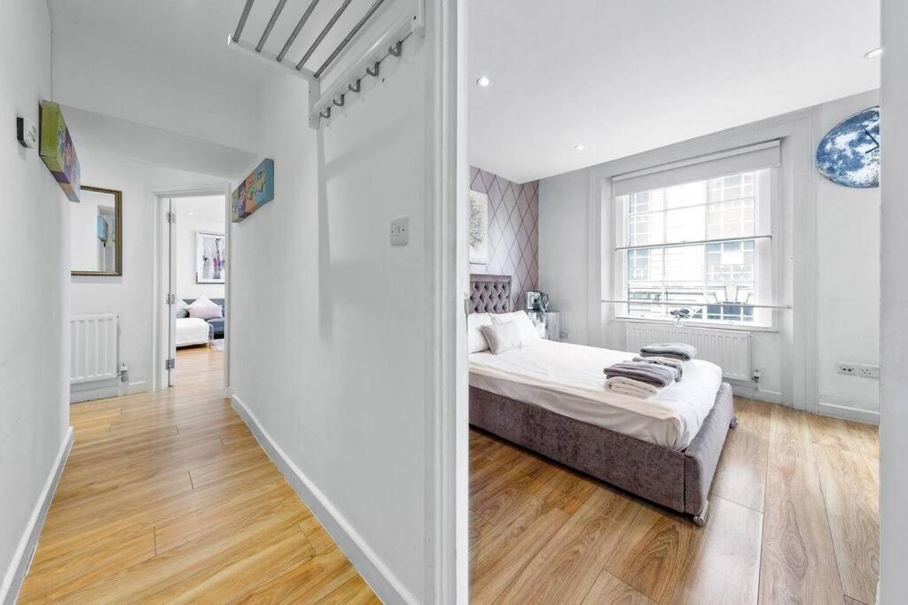 3 Bedroom Apartment In Haymarket Central London Sleep 10 Hy2 외부 사진