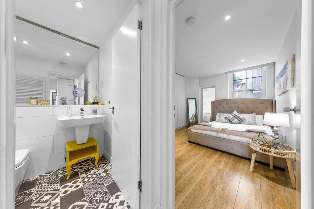 3 Bedroom Apartment In Haymarket Central London Sleep 10 Hy2 외부 사진