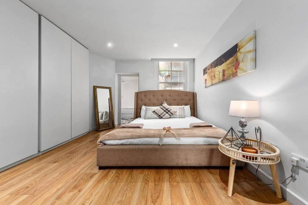 3 Bedroom Apartment In Haymarket Central London Sleep 10 Hy2 외부 사진