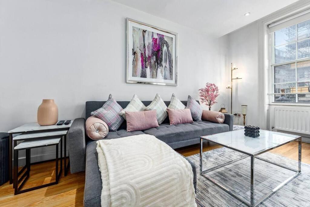 3 Bedroom Apartment In Haymarket Central London Sleep 10 Hy2 외부 사진